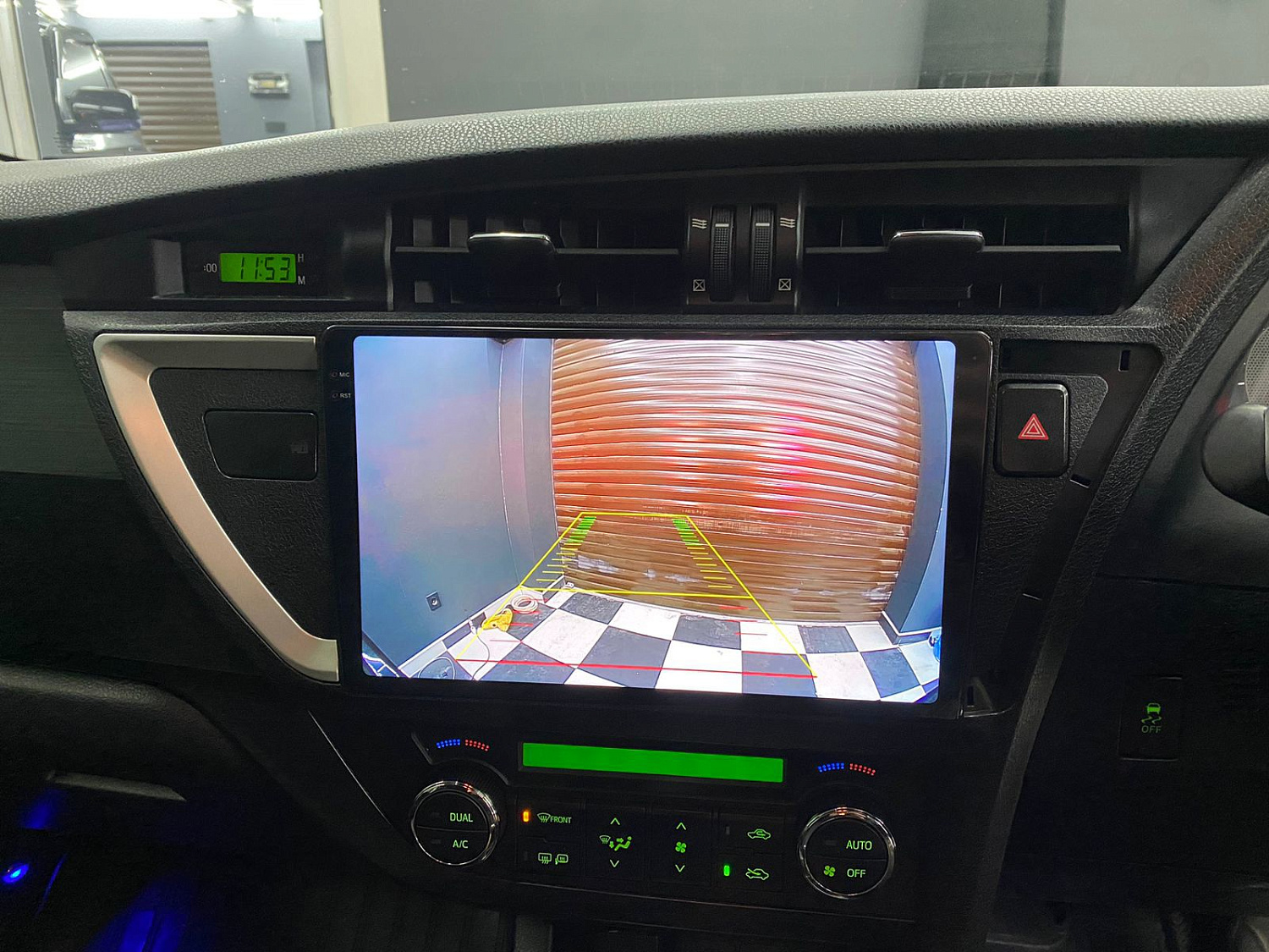 Установка аудио системы и установка головного устройства Teyes CC3 2K 4/32Gb в Toyota Auris