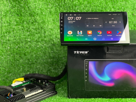 Автомагнитола Teyes SPRO Plus 3/32Gb 9" (выносная)