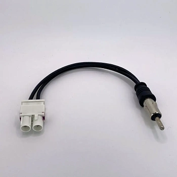 Антенный переходник двойной для Volkswagen Audi Skoda Seat / радио адаптер антенны Fakra