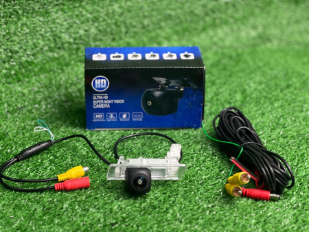 Камера заденго вида Volkswagen POLO 5