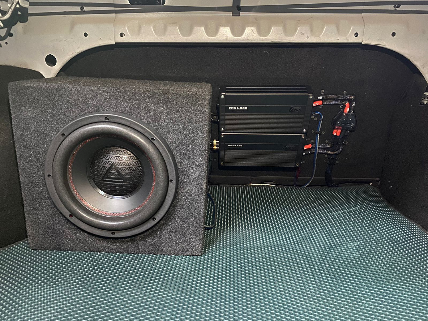 Установка аудио системы и установка головного устройства Teyes CC3 4/32Gb в Lada Granta