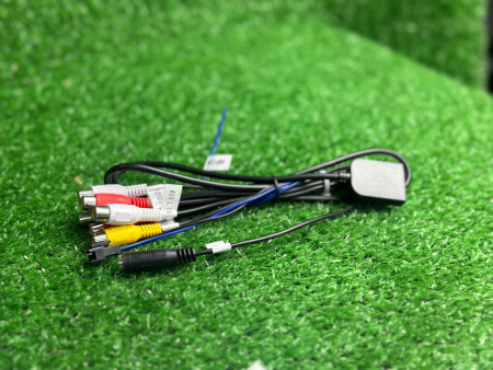 RCA разъем с внешним слотом под сим-карту