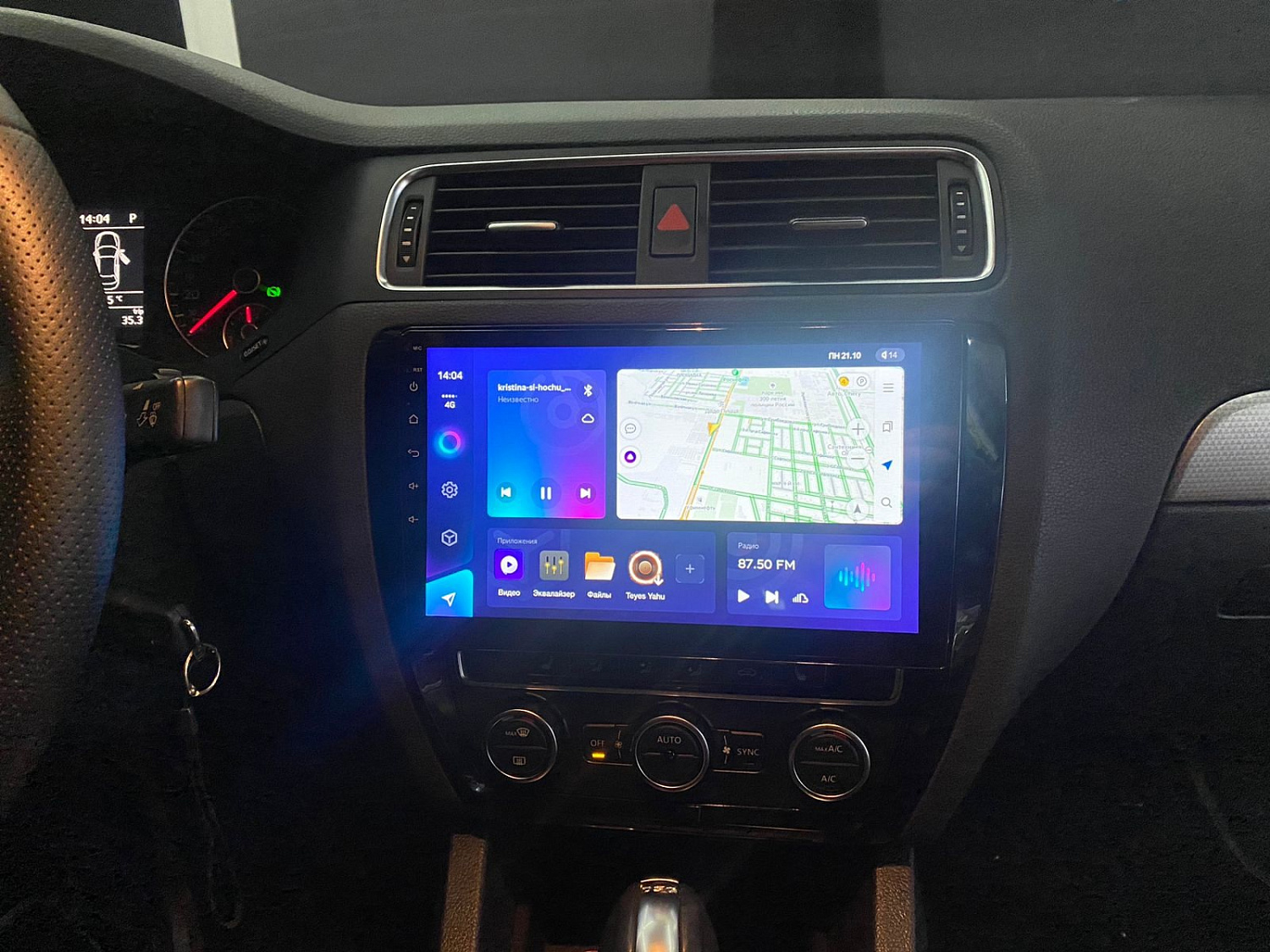 Замена штатной магнитолы на головное устройство Android от компании Teyes CC3 4/32Gb в Volkswagen Jetta